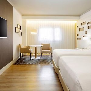 Habitación Premium con 2 Camas Individuales